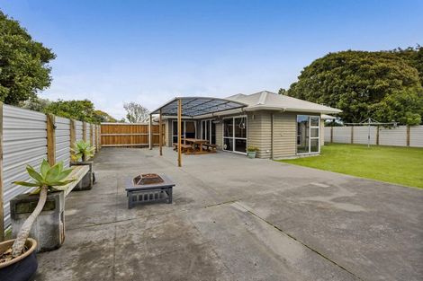 Photo of property in 51b Dixon Avenue, Hawera, 4610