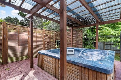 Photo of property in 17 Pinehurst Place, Wattle Downs, Auckland, 2103