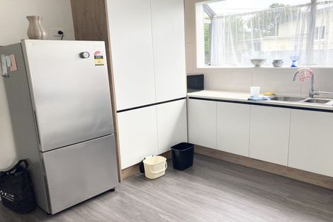 Photo of property in 11 Miro Street, New Lynn, Auckland, 0600