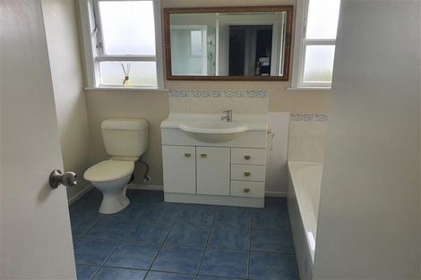 Photo of property in 91 Stottholm Road, Titirangi, Auckland, 0604