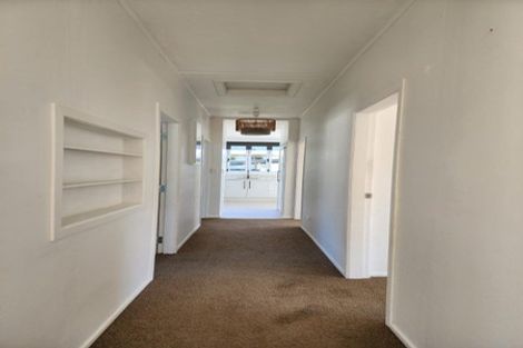 Photo of property in 464 South Road, Omata, New Plymouth, 4374