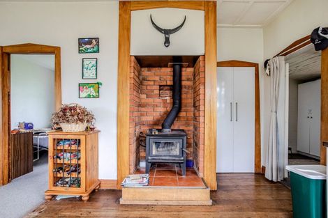 Photo of property in 98 Regent Street, Pahiatua, 4910