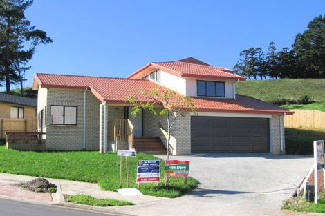 Photo of property in 40 San Marino Drive West, Henderson, Auckland, 0612
