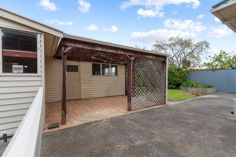 Photo of property in 24 Masters Crescent, Masterton, 5810