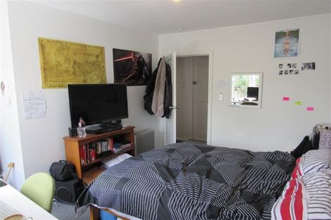 Photo of property in 8a Drummond Street, Mount Cook, Wellington, 6021