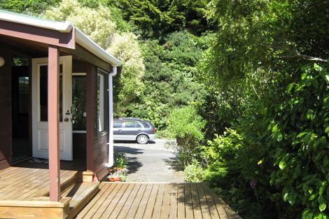 Photo of property in 13 Nebraska Way, Brooklyn, Wellington, 6021