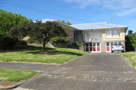 Photo of property in 65 Crawford Avenue, Mangere Bridge, Auckland, 2022