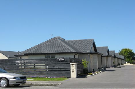 Photo of property in 8/26 Victoria Street, Rangiora, 7400