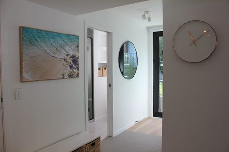 Photo of property in 7 Taumaru Avenue, Lowry Bay, Lower Hutt, 5013