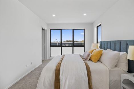 Photo of property in 9 Coast Garden Drive, Hobsonville, Auckland, 0616