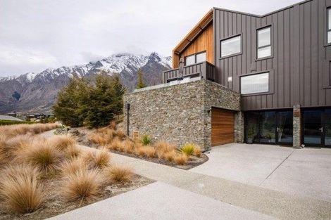 Photo of property in 27 Rannoch Drive, Jacks Point, Queenstown, 9371