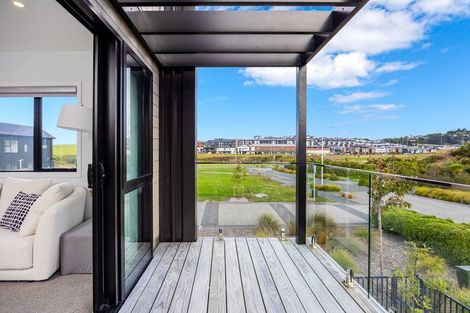 Photo of property in 12a Tikati Rise, Long Bay, Auckland, 0630