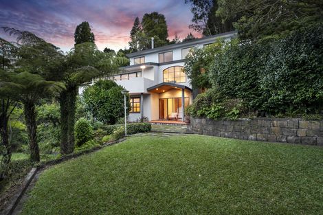Photo of property in 1 Park Road, Titirangi, Auckland, 0604