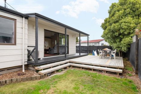 Photo of property in 37 Enfield Street, Nawton, Hamilton, 3200