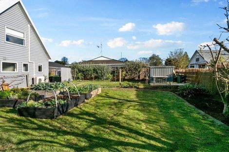 Photo of property in 17 Sheridan Crescent, Leamington, Cambridge, 3432