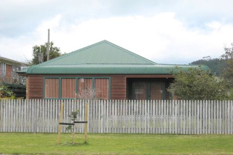 Photo of property in 107a Ocean Road, Whangamata, 3620