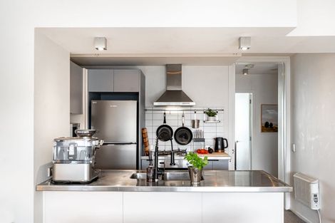 Photo of property in Sol Apartments, 23/37 Jessie Street, Te Aro, Wellington, 6011