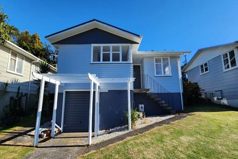 Photo of property in 12 Regent Place, Blagdon, New Plymouth, 4310