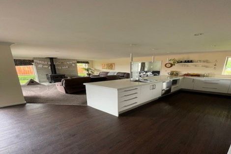 Photo of property in 18 Franklin Drive, Rangiora, 7400