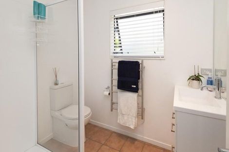 Photo of property in 3 Moy Place, East Tamaki Heights, Auckland, 2016