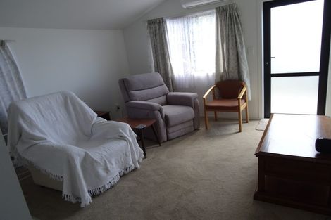 Photo of property in 19 Faram Place, Massey, Auckland, 0614