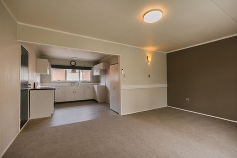 Photo of property in 57 Abraham Crescent, Milson, Palmerston North, 4414