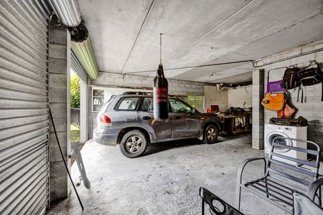 Photo of property in 19 Tybalt Street, Stratford, 4332