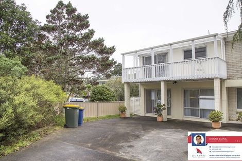 Photo of property in 271 Royal Road, Massey, Auckland, 0614