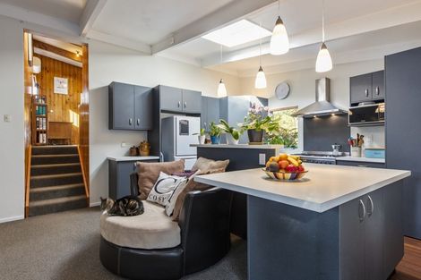 Photo of property in 70 Wyndham Road, Pinehaven, Upper Hutt, 5019