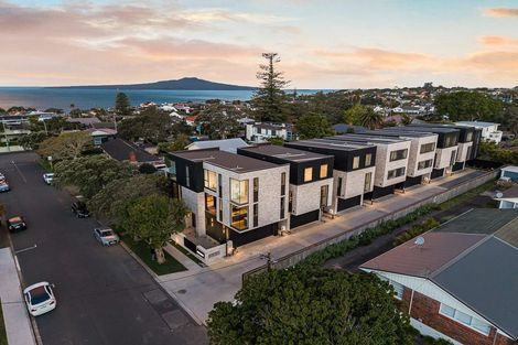 Photo of property in 6/4 Tennyson Avenue, Takapuna, Auckland, 0622