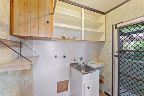 Photo of property in 19 Napier Grove, Waikanae Beach, Waikanae, 5036