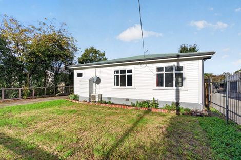 Photo of property in 176 High Street North, Carterton, 5713
