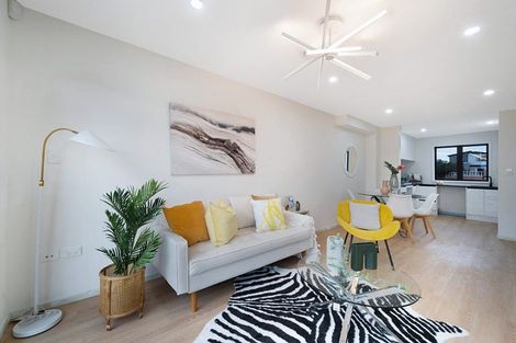 Photo of property in 6/1 Waters Place, New Lynn, Auckland, 0600