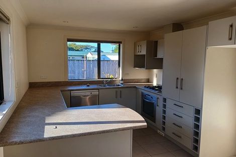 Photo of property in 18a Pirie Street, Palmerston North, 4410