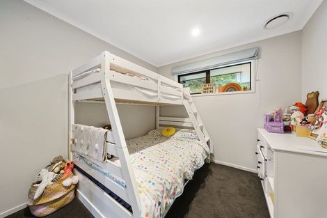 Photo of property in 9 Tradewinds Drive, Whitby, Porirua, 5024