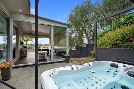 Photo of property in 67 Kittiwake Drive, Schnapper Rock, Auckland, 0632