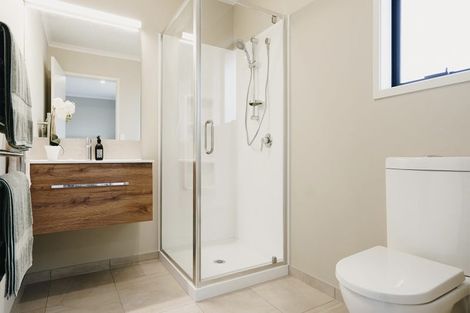 Photo of property in 19 Kenehi Road, Karaka, 2124