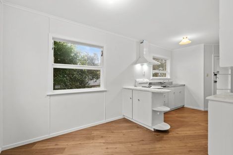 Photo of property in 19 Plumley Crescent, Mangere, Auckland, 2022