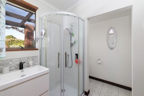 Photo of property in 37 Chinnerys Road, Woodend, 7610