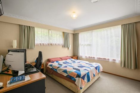 Photo of property in 11 Findlay Street, Moturoa, New Plymouth, 4310