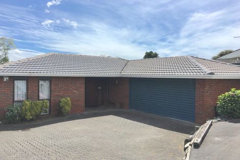 Photo of property in 103 Prince Regent Drive, Half Moon Bay, Auckland, 2012