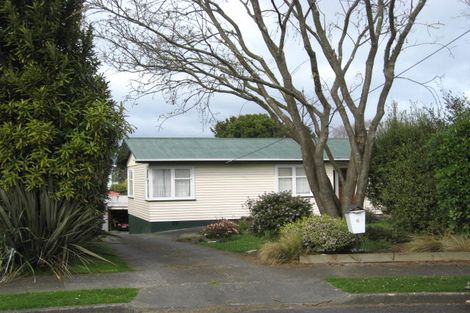 Photo of property in 10 Highfield Place, Levin, 5510