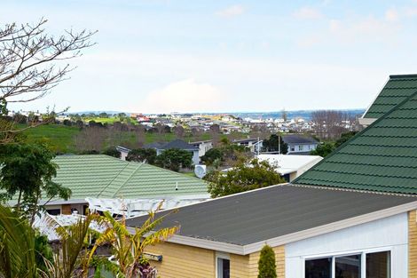 Photo of property in 61 Alec Craig Way, Gulf Harbour, Whangaparaoa, 0930