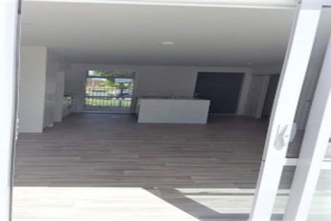 Photo of property in 10 Kanorau Place, Mangere, Auckland, 2022