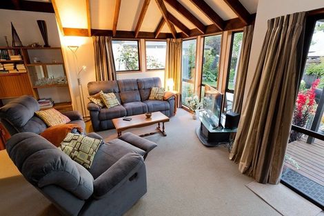 Photo of property in 22a Heuchan Lane, Wanaka, 9305