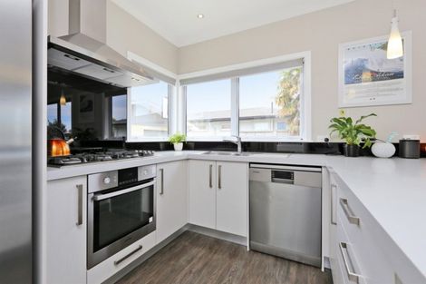 Photo of property in 4 Pembroke Street, Taradale, Napier, 4112