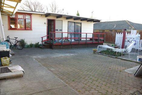 Photo of property in 16 Peer Street, Upper Riccarton, Christchurch, 8041