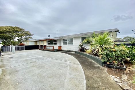 Photo of property in 73 Friesian Drive, Mangere, Auckland, 2022