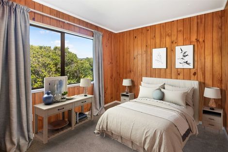 Photo of property in 42b Glanmire Road, Newlands, Wellington, 6037