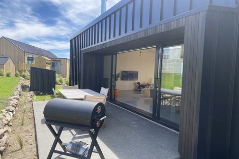 Photo of property in 5 Sowerby Place, Richmond Hill, Christchurch, 8081